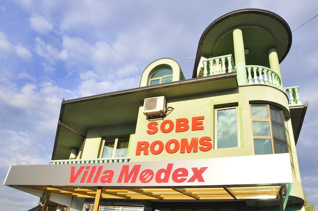 Guesthouse Villa Modex Парачин Екстер'єр фото