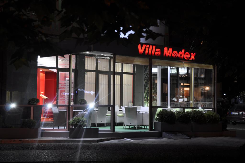 Guesthouse Villa Modex Парачин Екстер'єр фото