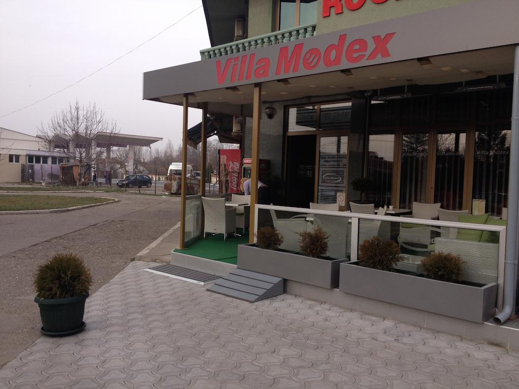 Guesthouse Villa Modex Парачин Екстер'єр фото