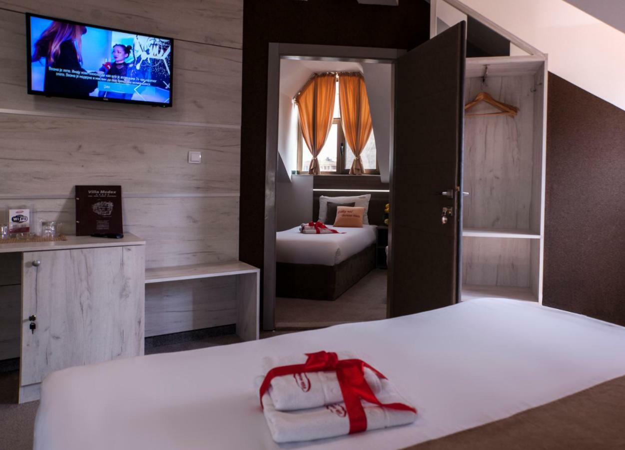 Guesthouse Villa Modex Парачин Екстер'єр фото